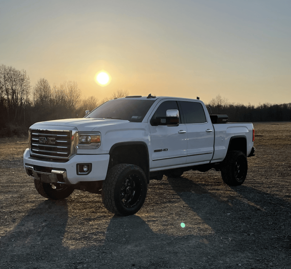 https://overkilltruckaccessories.com/wp-content/uploads/2022/04/image4526-1-1.png